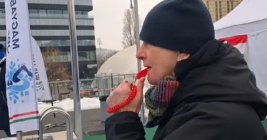 Lázár Ritra Jegesúszás versenybíró