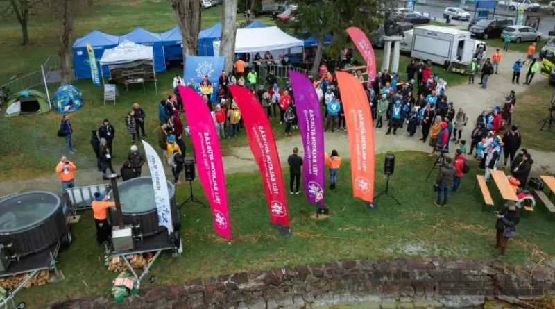 Téli Balaton-átúszás: Debütál az Ultra táv